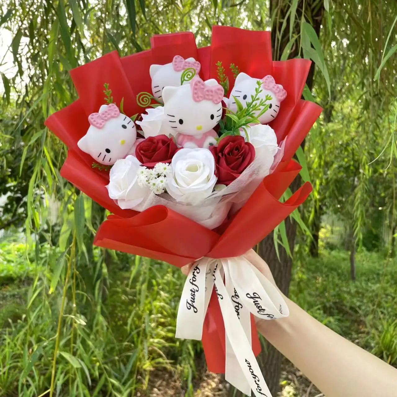 Hello Kitty bouquet