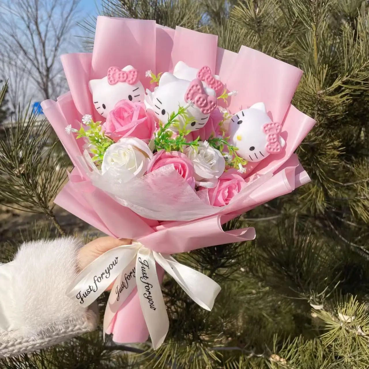 Hello Kitty bouquet